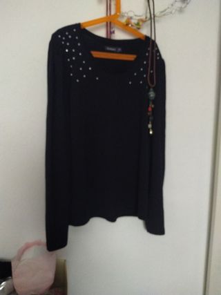 Camiseta inexteso negra manga larga
