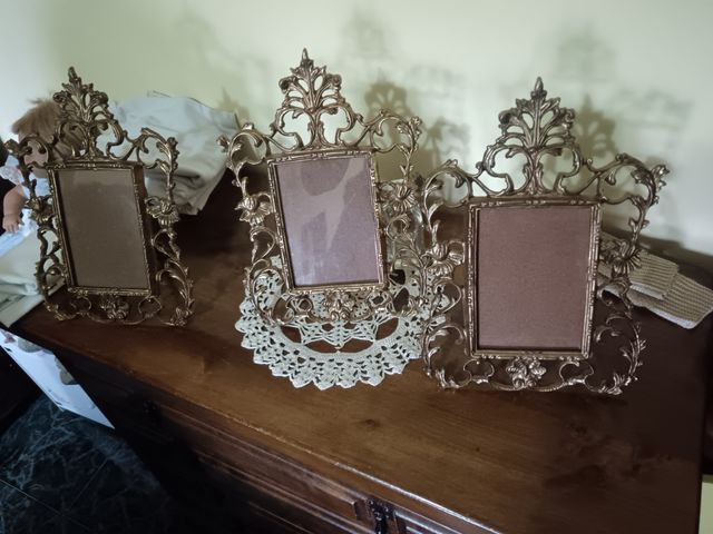 Marcos antiguos de bronce 