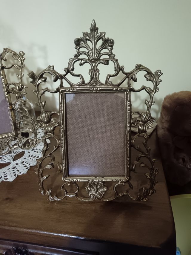 Marcos antiguos de bronce 