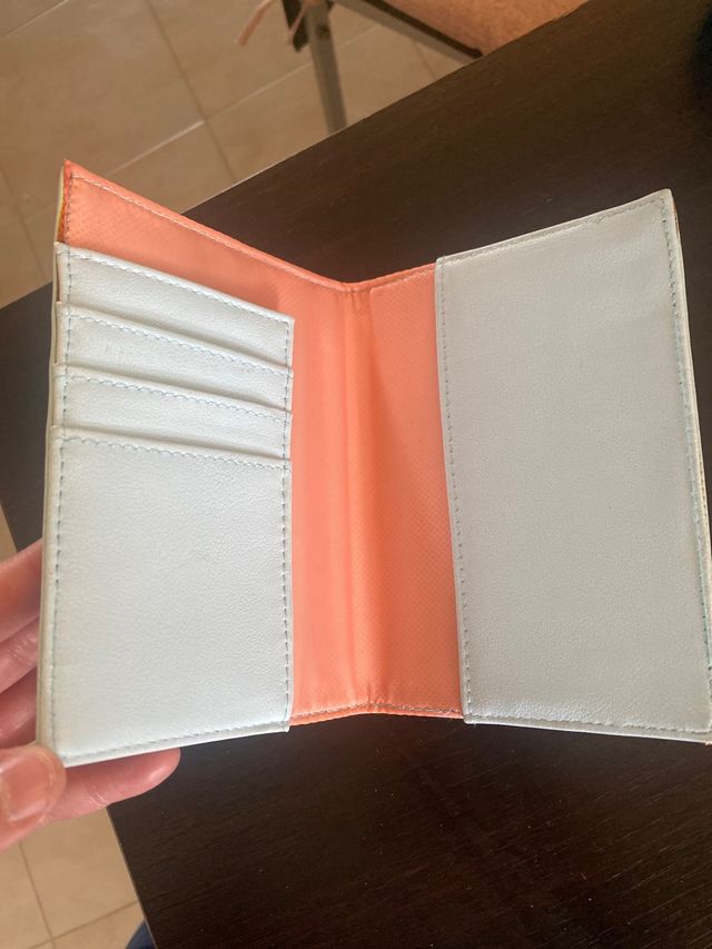 Porta documenti della Guess