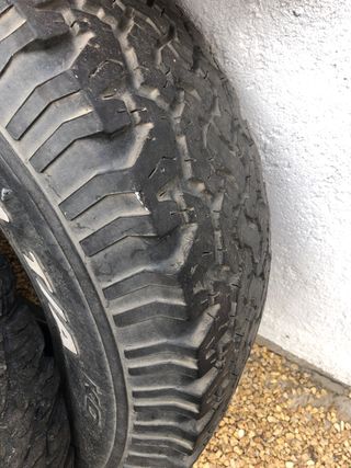 Juego 5 Neumaticos BF goodrich A/T 265/75R16