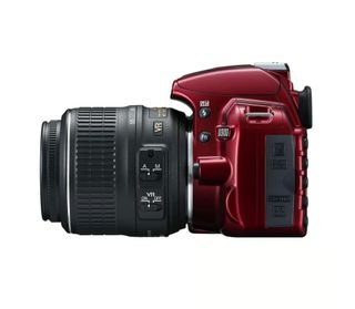 Camara NIKON D3100 rojo lente Nikkor 18-55mm VR