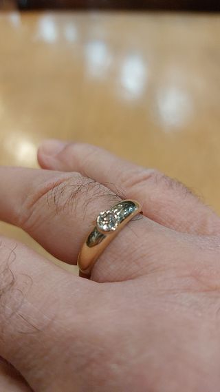 Anillo solitario oro 18k. diamante