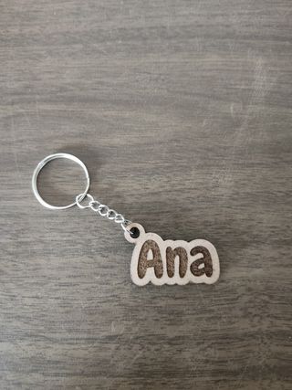 Porta chaves de madeira com nome