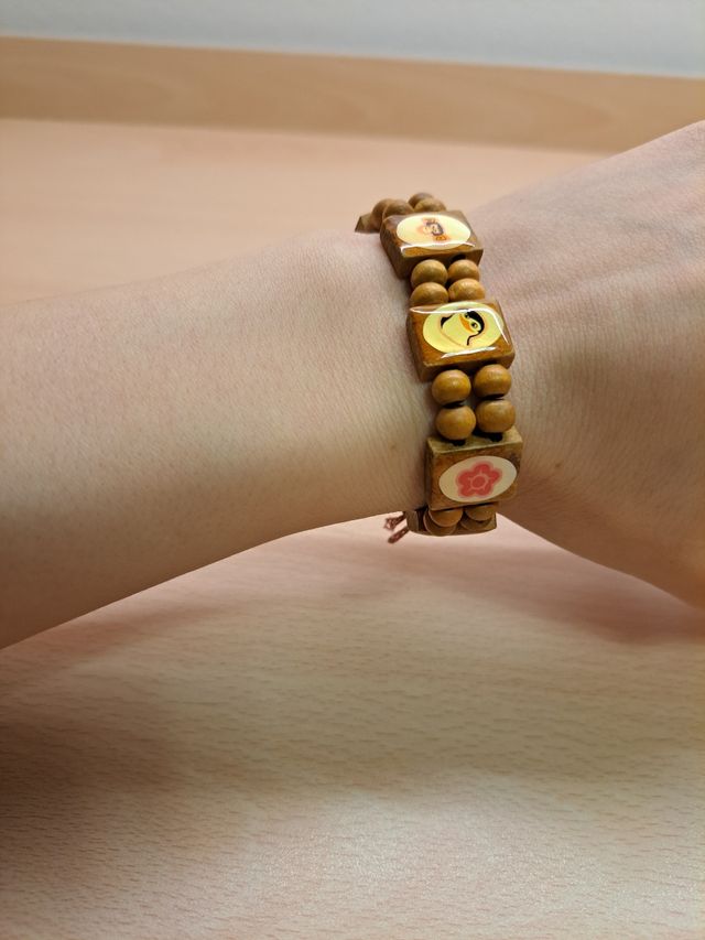 Braccialetto in legno Madagascar 2