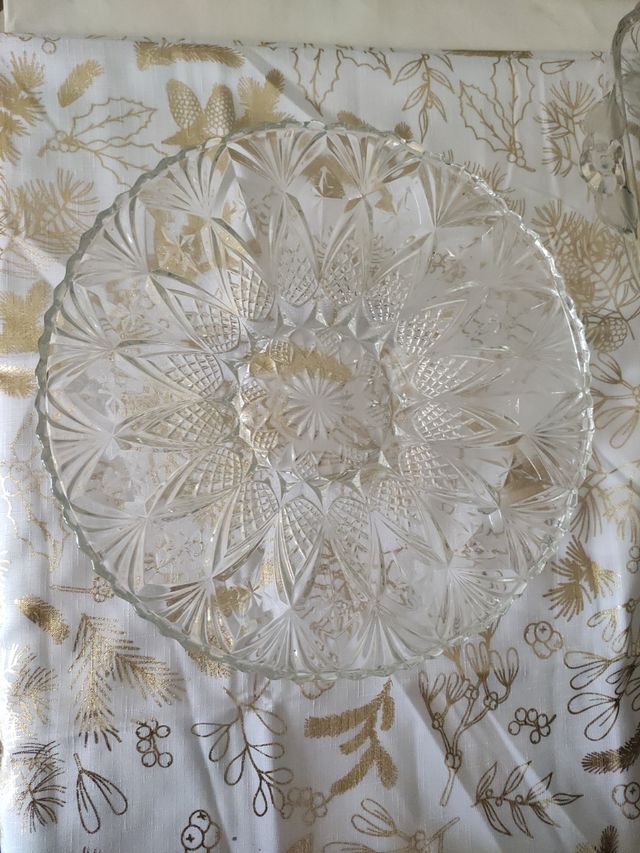 Centro de mesa/ fuente redonda