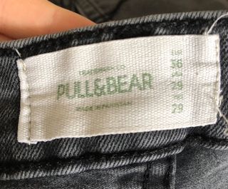 Pantalón pitillo vaquero gris