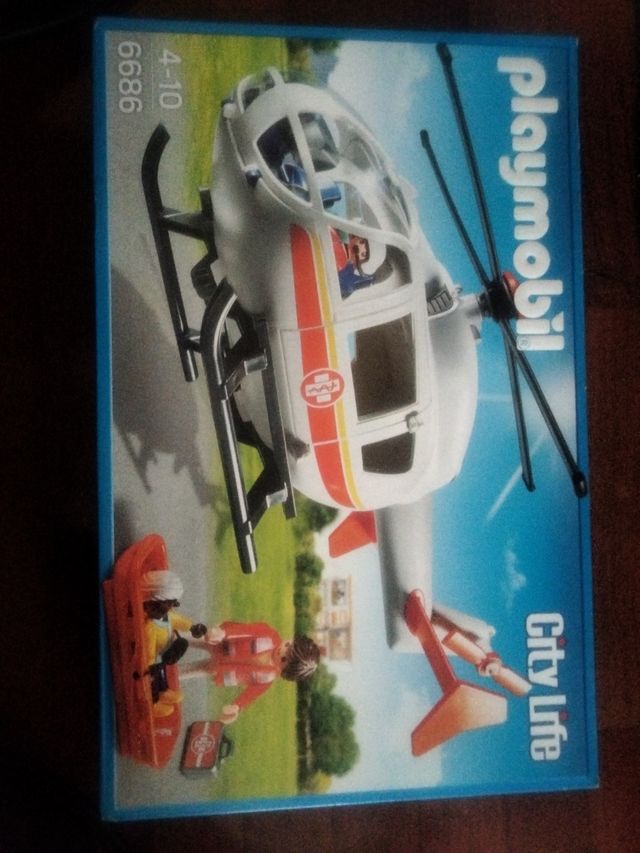 Helicóptero sanitario playmobil