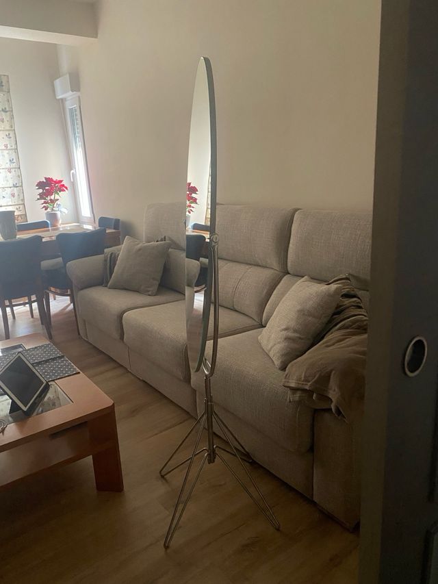 espejo de pie plegable plateado