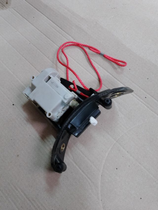 Electrocerradura tapón deposito Alfa 159