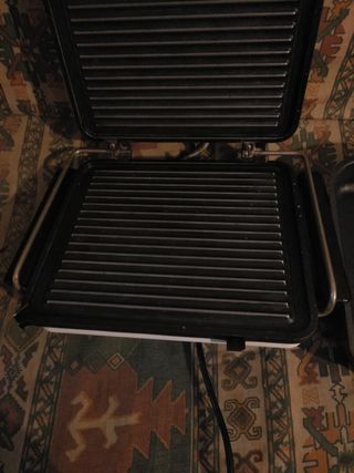 PARRILLA Y HORNO ELECTRICA