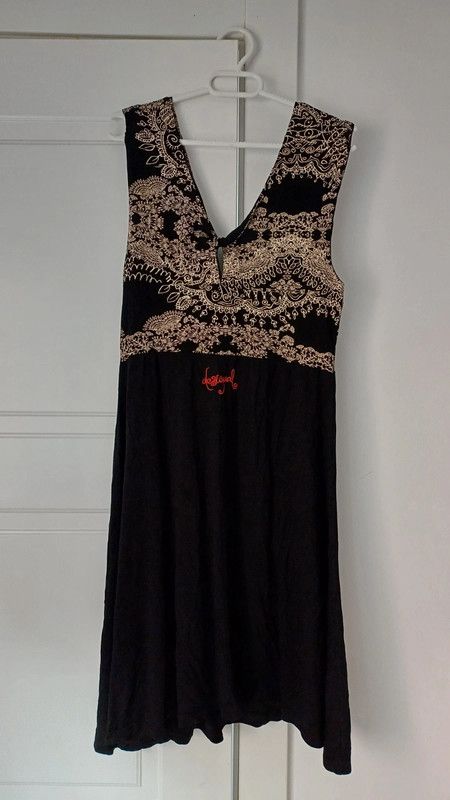 Vestido verano Desigual.