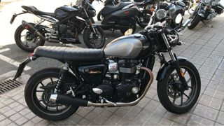 Moto triumph street cup 900 cc 2017
