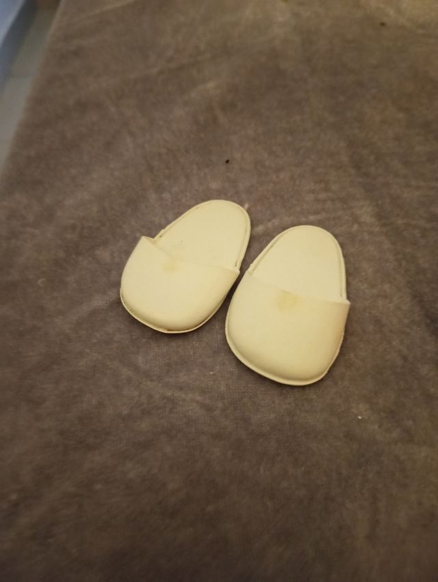 Nancy antigua. Zapatillas años 70.