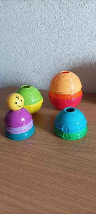 Pirámide Fisher-Price: cuencos apilables