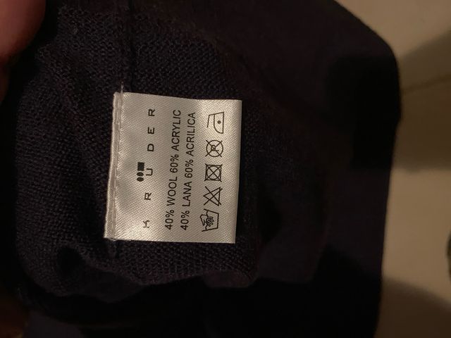 maglioncino scollo V viola