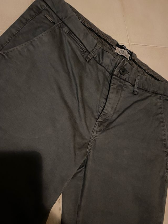 pantalone uomo grigio
