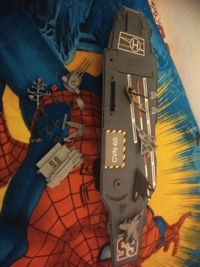 Barco Porta aviones