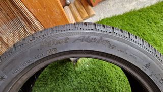 Michelin Pilot Alpin 235/45/18 nieve.
