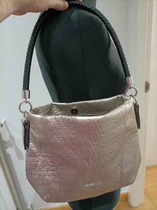 Bolso de Hombro tono Cobre