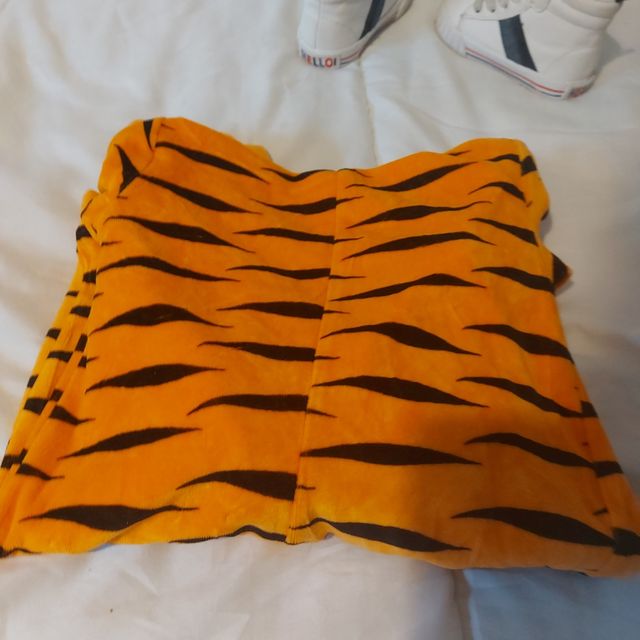 Buzo tiger Disney más buzo pinguino NAVIDAD