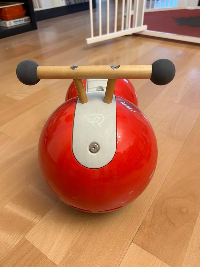 Correpassadissos / Correpasillos Early Rider