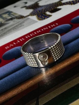 Anillo de plata 