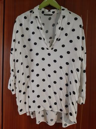 Blusa oversize lunares Stradivarius
