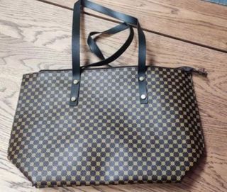 Mala média de Mulher