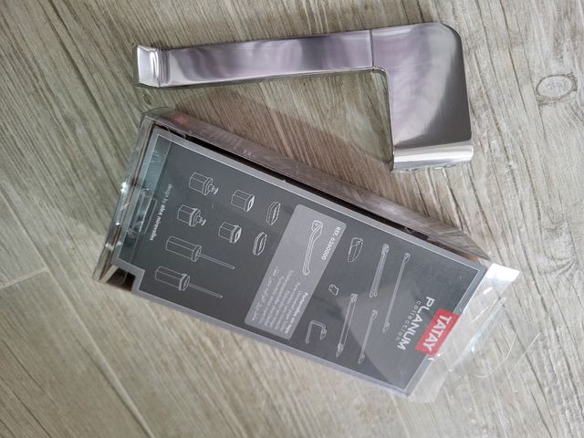 colgador papel higiénico