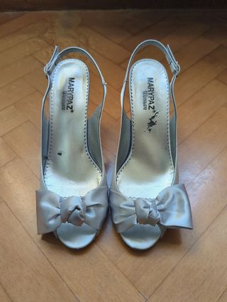 Sandalias plateadas 🩶