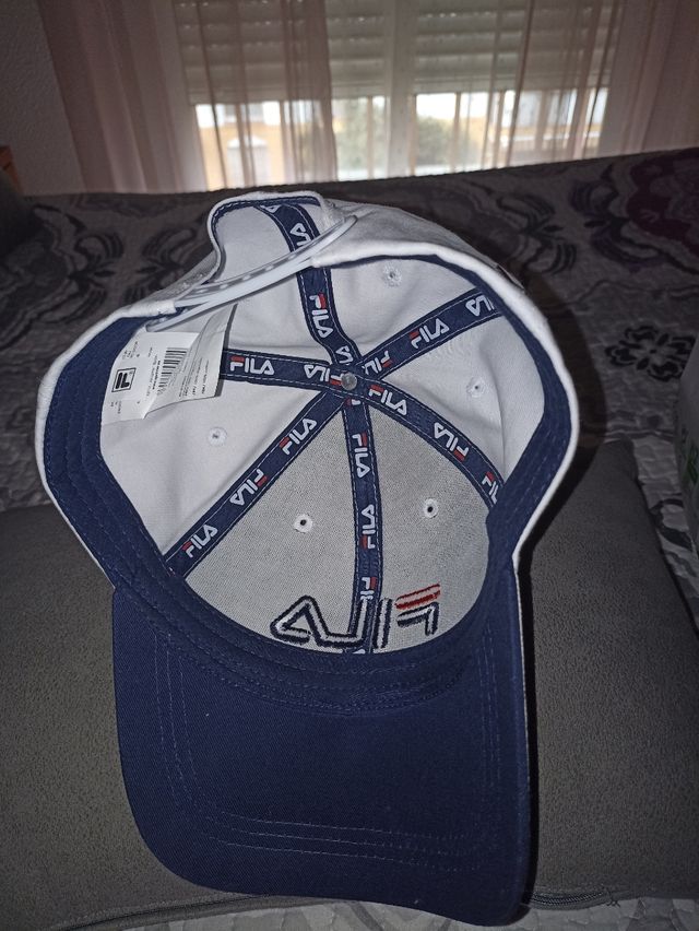 Gorra Fila blanca nueva