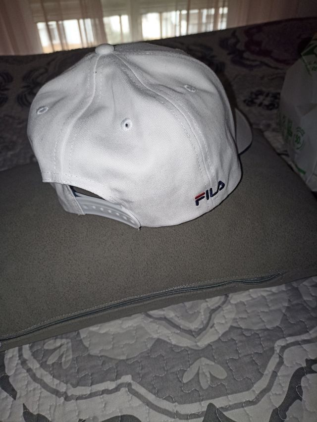 Gorra Fila blanca nueva