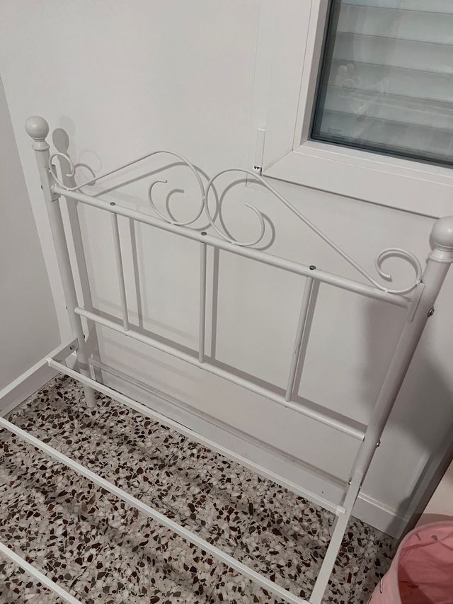 Cama Individual de Metal para niños y Adultos