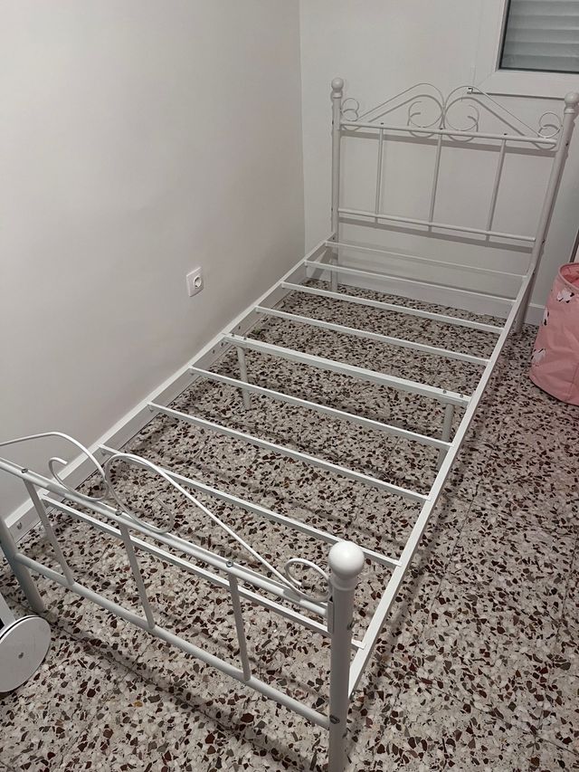 Cama Individual de Metal para niños y Adultos