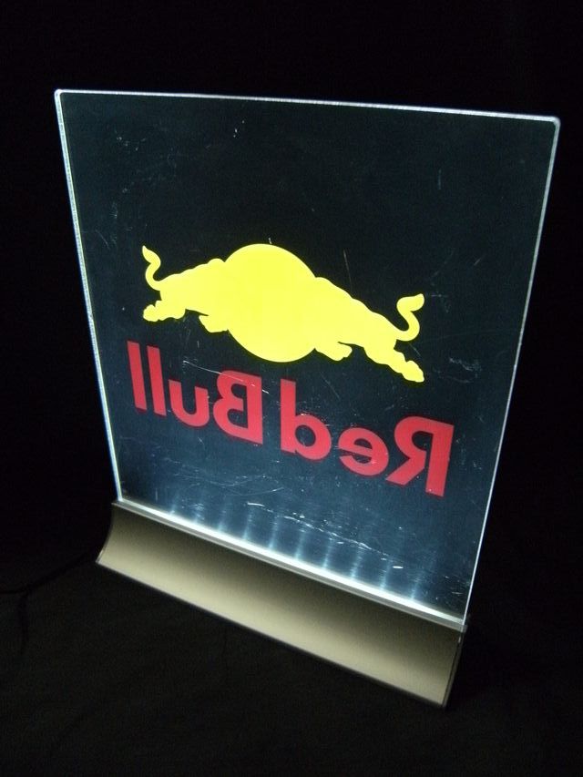 Insegna luminosa da tavolo Red Bull