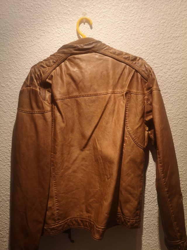Chaqueta de cuero Pull & Bear