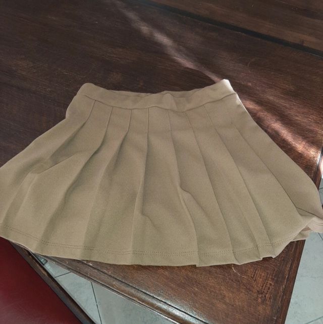 Minigonna con pantaloncino 