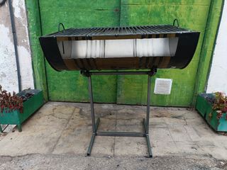 Barbacoa reforzada en stock