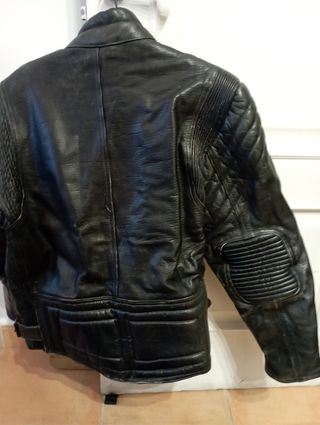 Chaqueta de moto de cuero