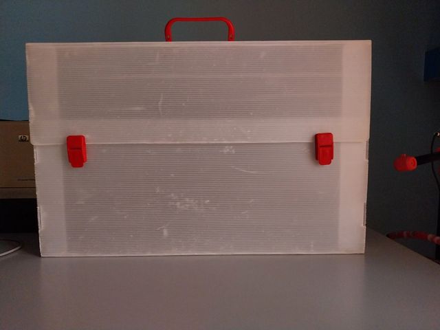 Cartelletta in plastica