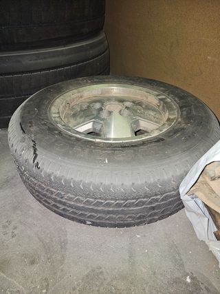 Llantas y neumaticos jeep xj 