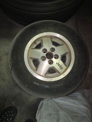 Llantas y neumaticos jeep xj 