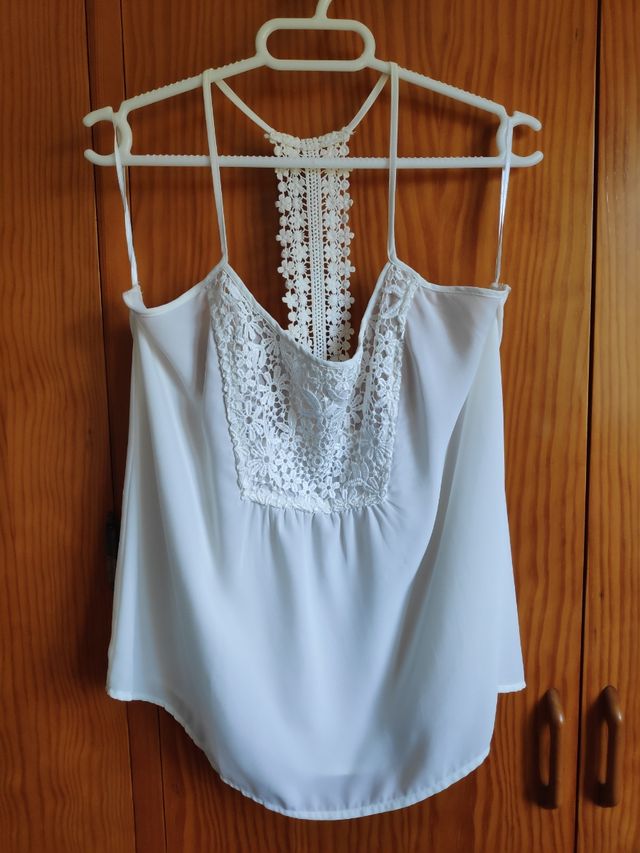 Camisa blanca bordado