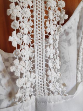 Camisa blanca bordado