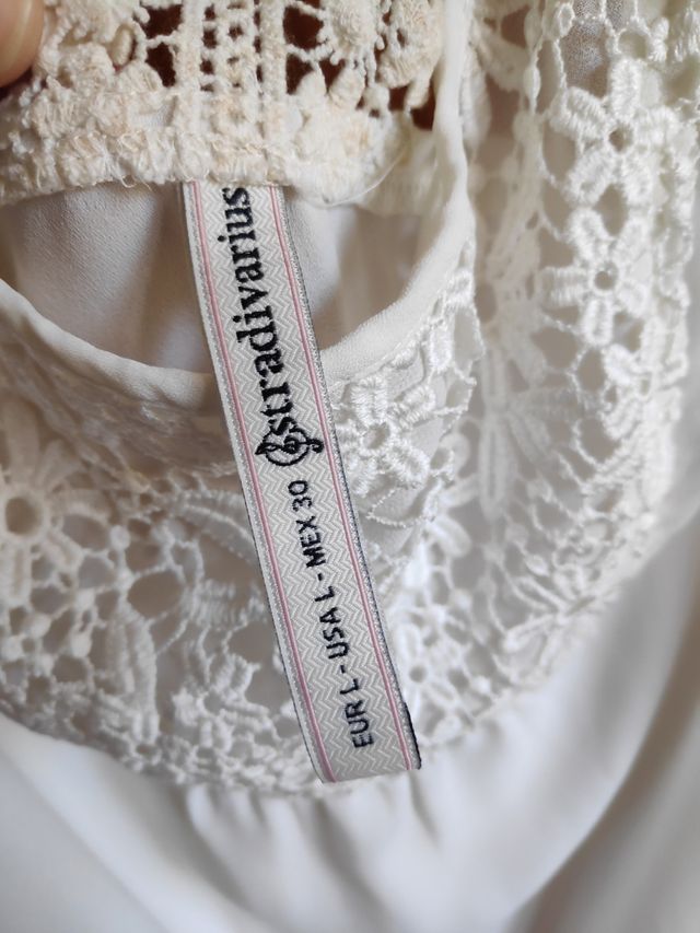 Camisa blanca bordado