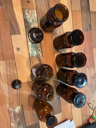 Bottiglia antica Famacia