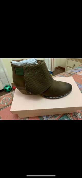 botines en piel a estrenar por cierre de tienda
