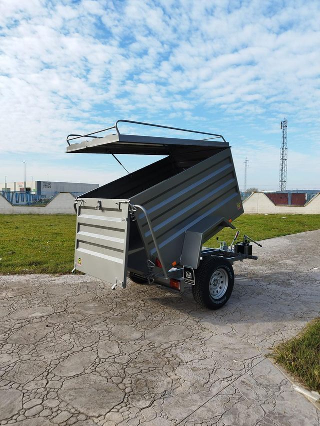 BASCULANTE HIDRÁULICO TODOTERRENO CON TAPADERA