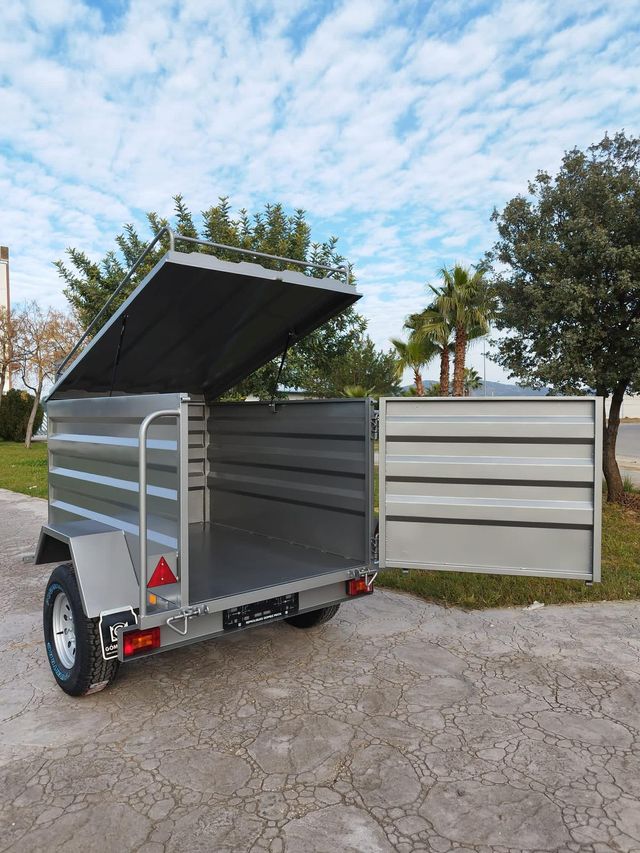 BASCULANTE HIDRÁULICO TODOTERRENO CON TAPADERA